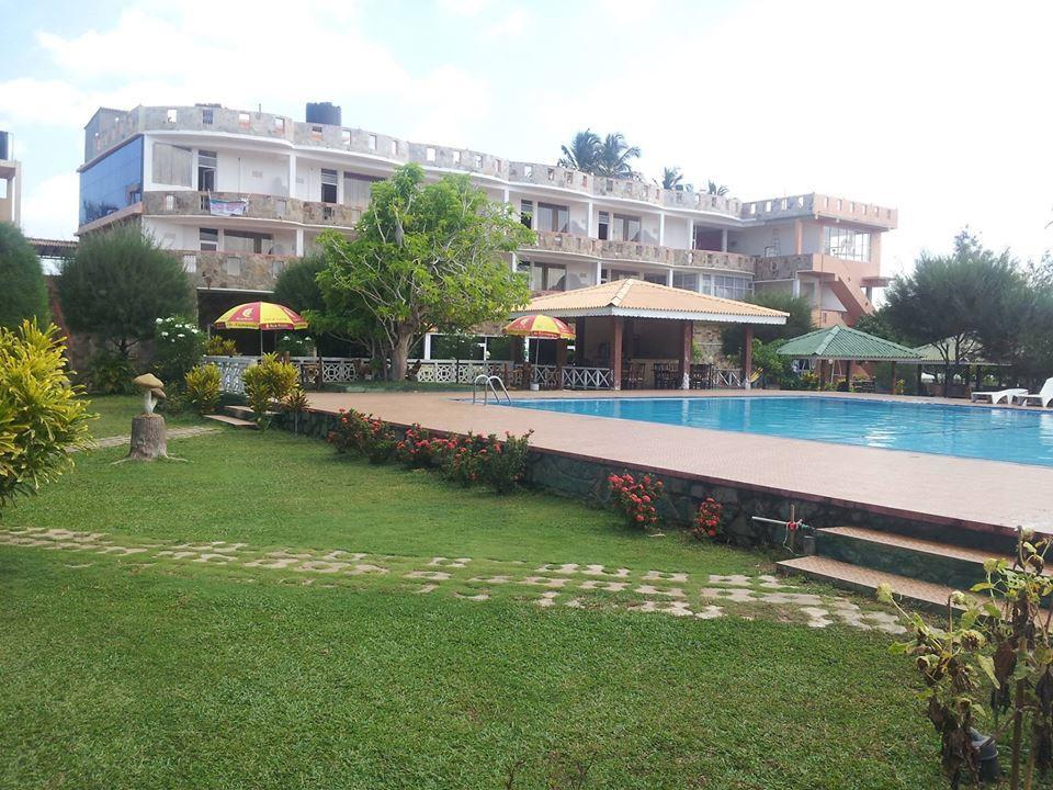 Chilaw City Hotel Negombo Extérieur photo